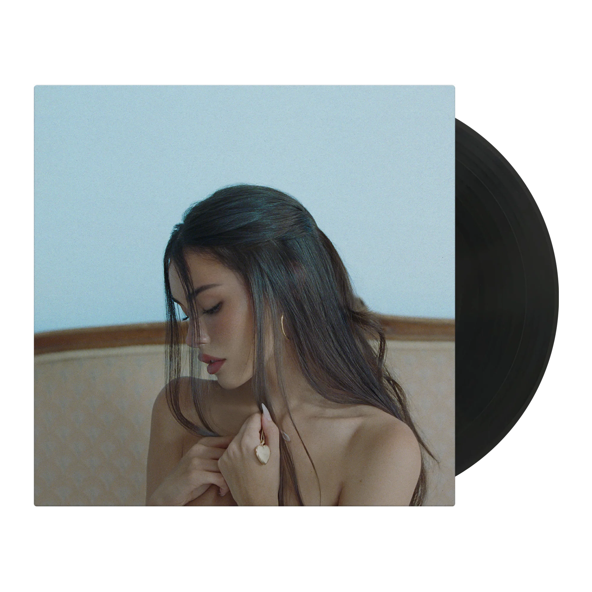 MADISON BEER - Locket